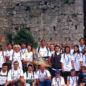 ESCURSIONISTI 28 Maggio 2000 - 90° anniversario di fondazione della UOEI, percorriamo la Via Francigena a tappe; Da San Gimignano a Badia a Isola.