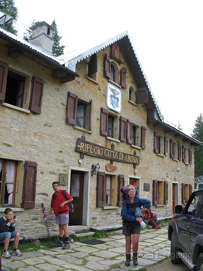 IMG_3268.JPG - Il rifugio CAI Città di Arona