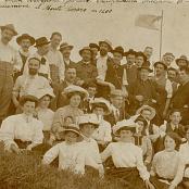 29-6-1911 IN VETTA AL MT. TESORO VIENE FONDATA LA SEZIONE DI MONZA (NELLA FOTO I FONDATORI)