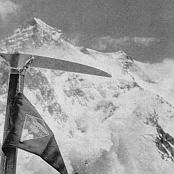 GAGLIARDETTO DELLA PELL EOSS PORTATO DA WALTER BONATTI AL K 2