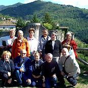 TURISMO E CULTURA 26 Settembre 2004 - Gruppo sulla Rocca Castelli Aperti , visita a: Fortezza di Monte Alfonso – Castelnuovo di Garfagnana - Rocca - Castiglione di Garfagnana - Fortezza delle Verrucole – San Romano di Garfagnana
